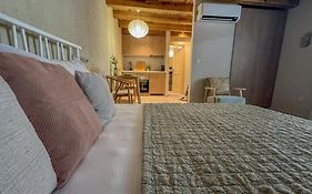 Olive Harmony Suite